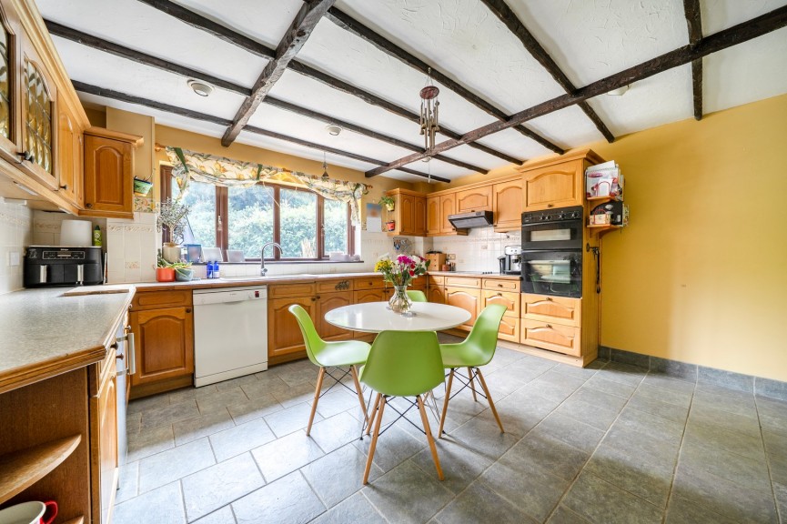 5 bedroom House for Sale High Street, Flitton, Bedfordshire