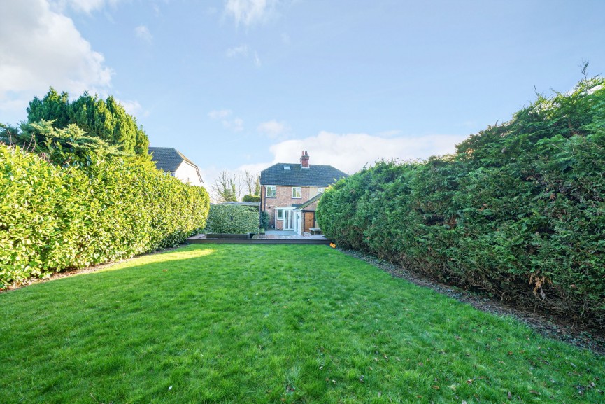 3 bedroom House for Sale High Road, Shillington, Bedfordshire