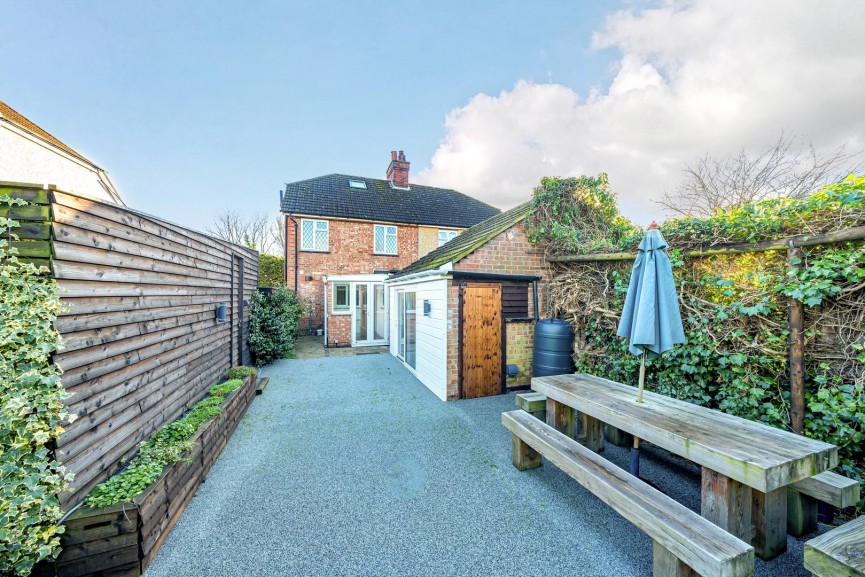 3 bedroom House for Sale High Road, Shillington, Bedfordshire