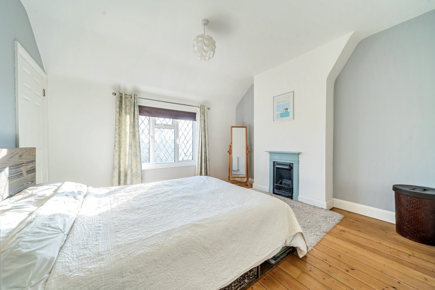 3 bedroom House for Sale High Road, Shillington, Bedfordshire