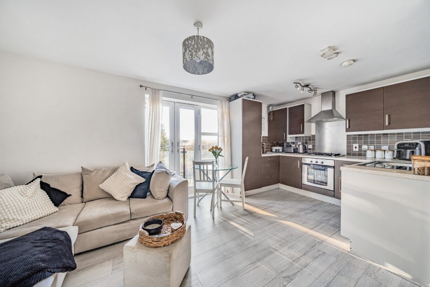 1 bedroom Flat for Sale River View, Shefford, Bedfordshire