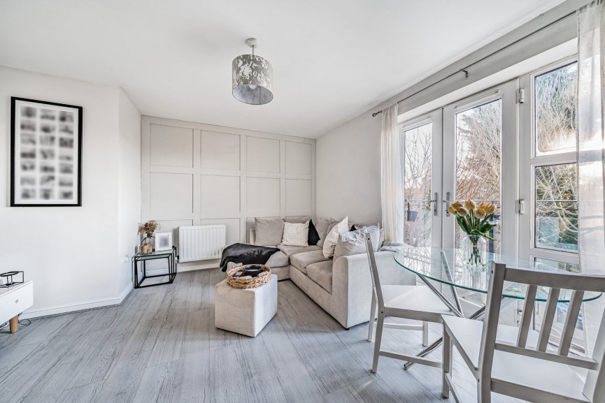 1 bedroom Flat for Sale River View, Shefford, Bedfordshire
