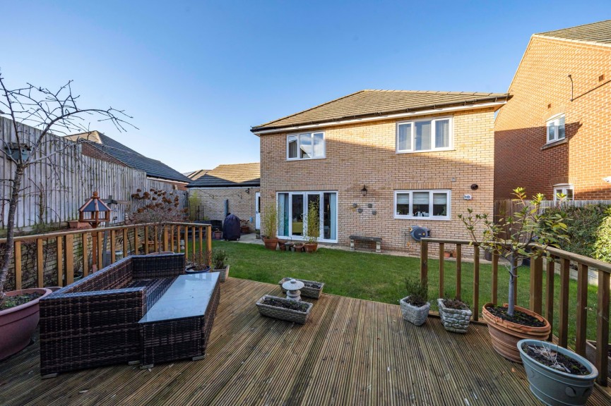 4 bedroom House for Sale Harrow Way, Shefford, Bedfordshire