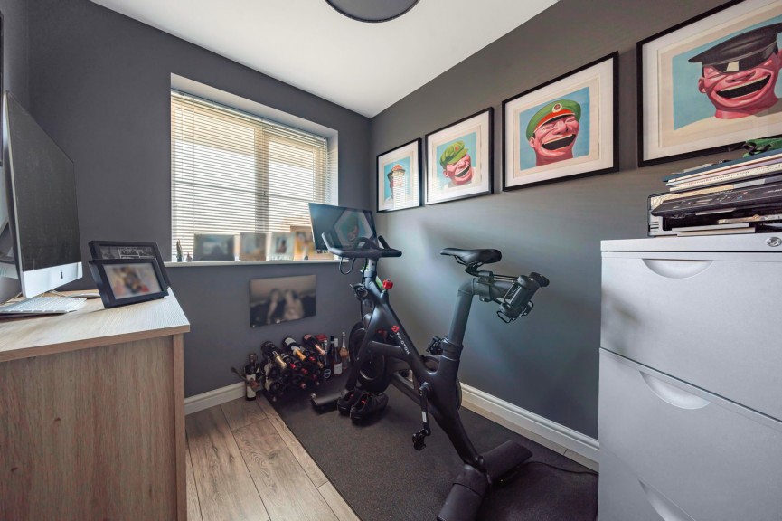 4 bedroom House for Sale Harrow Way, Shefford, Bedfordshire