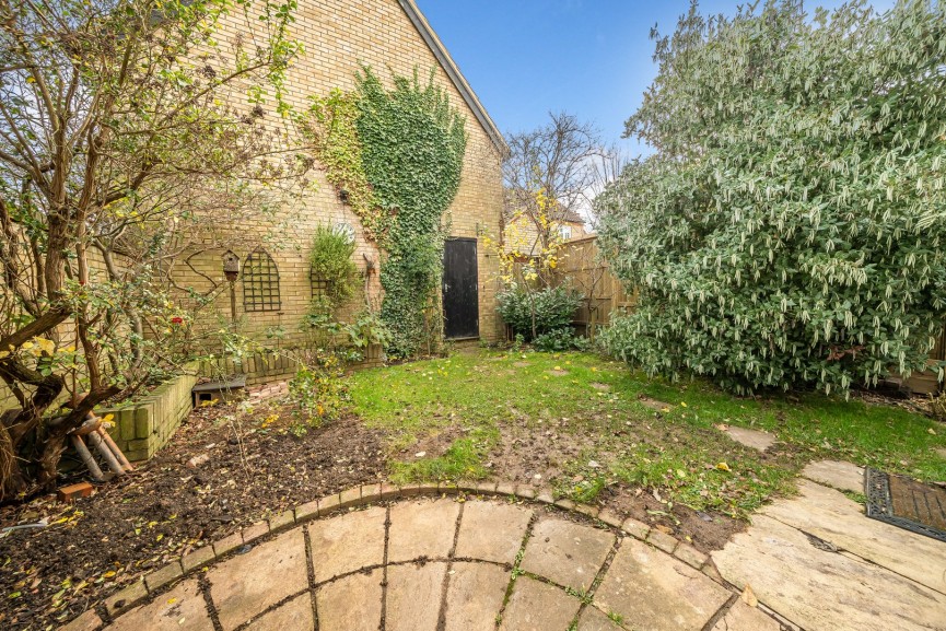 3 bedroom House for Letting Myrtle Gardens, Lower Stondon, Bedfordshire