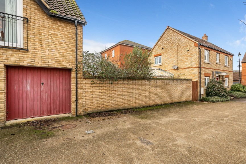 Myrtle Gardens, Lower Stondon, Bedfordshire