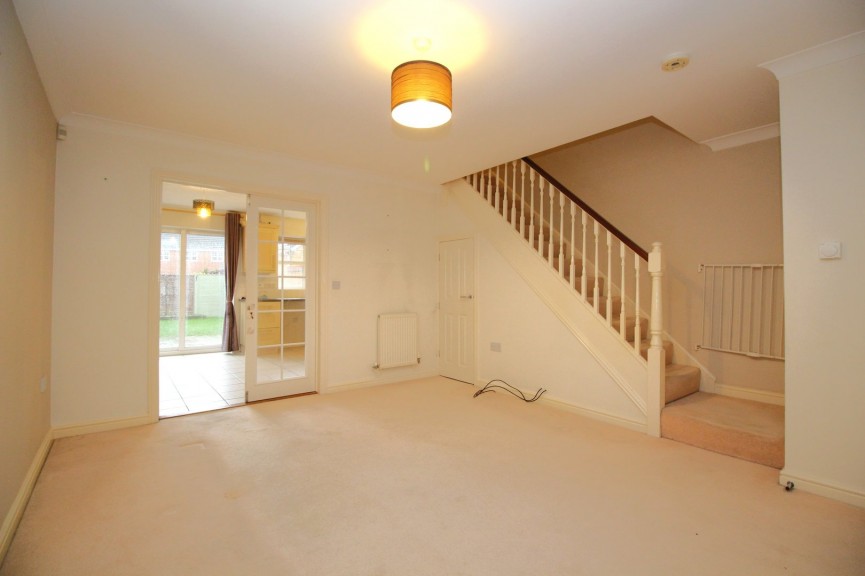 3 bedroom House for Letting Signal Close, Lower Stondon, Bedfordshire