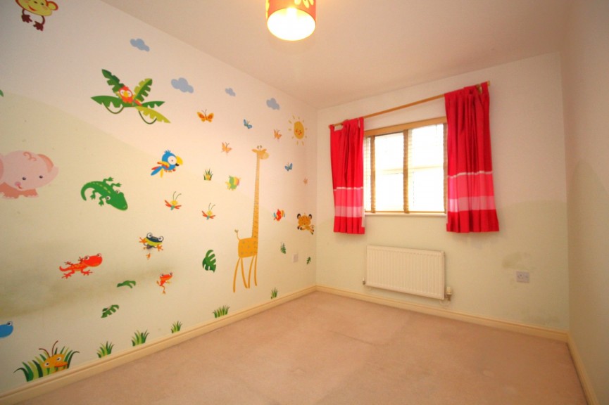 3 bedroom House for Letting Signal Close, Lower Stondon, Bedfordshire
