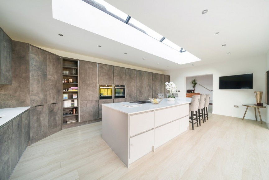 4 bedroom House for Sale Station Road, Lower Stondon, Bedfordshire