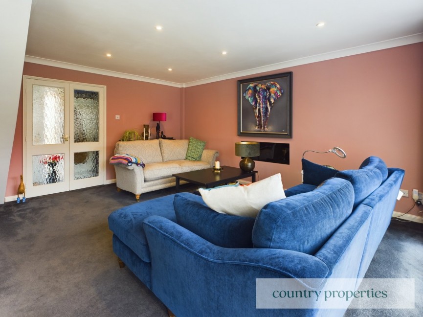 4 bedroom House for Sale Copper Beeches, Welwyn, Hertfordshire