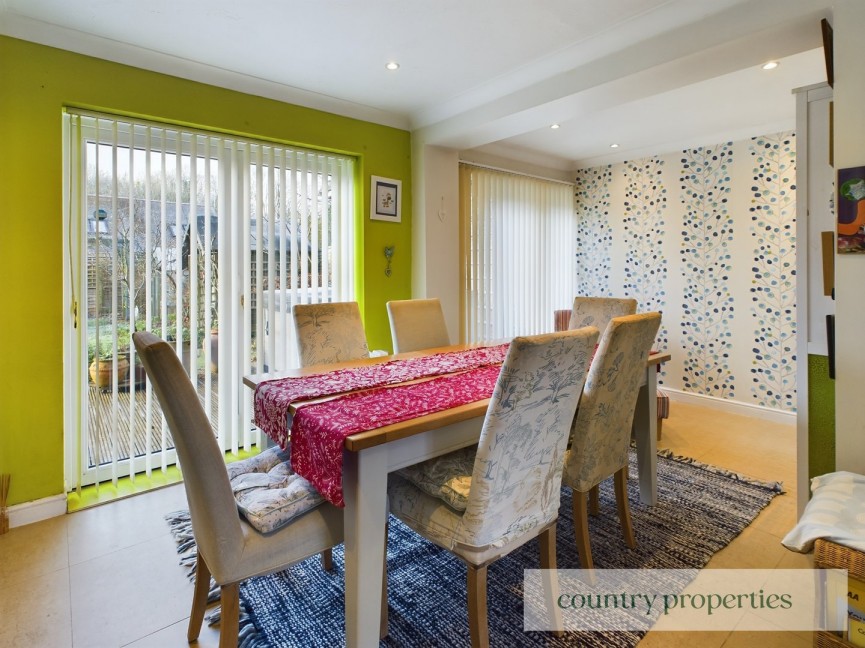 4 bedroom House for Sale Copper Beeches, Welwyn, Hertfordshire