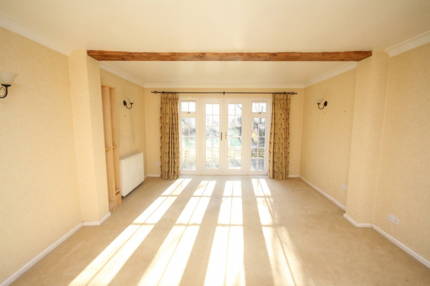 3 bedroom House for Sale Baldock Road, Letchworth Garden City, Hertfordshire