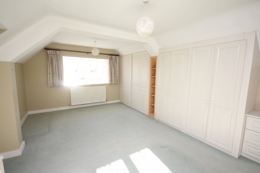 3 bedroom House for Sale Baldock Road, Letchworth Garden City, Hertfordshire