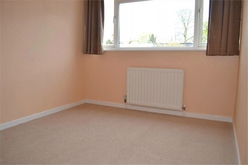 3 bedroom House for Letting Dells Lane, Biggleswade, Bedfordshire