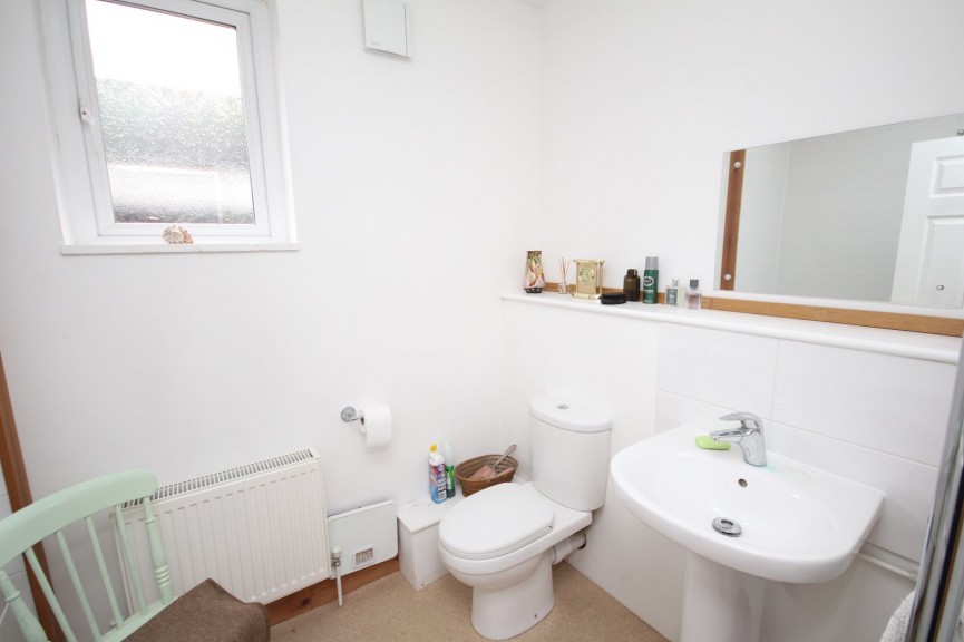 2 bedroom Bungalow for Sale The Dale, Letchworth Garden City, Hertfordshire