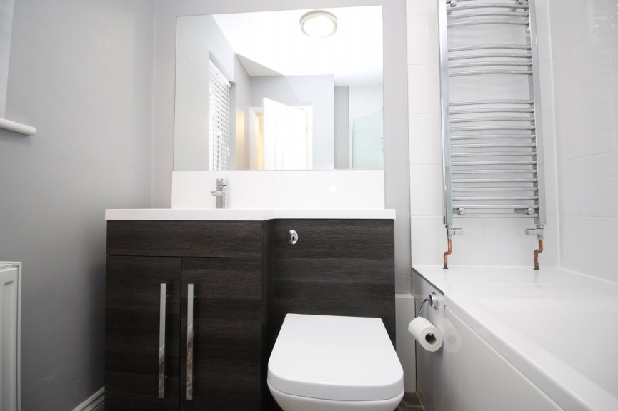 3 bedroom House for Letting Common Rise, Hitchin, Hertfordshire