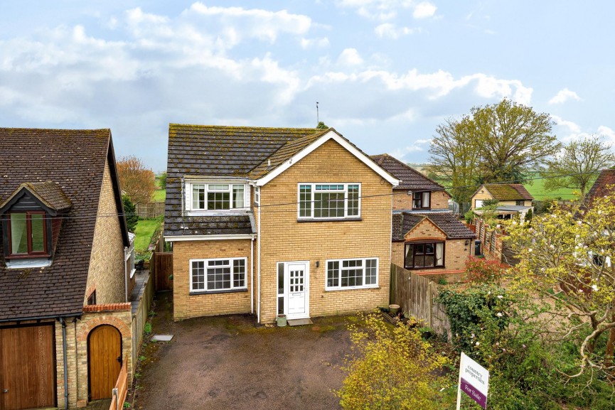 4 bedroom House for Sale Rectory Road, Campton, Bedfordshire