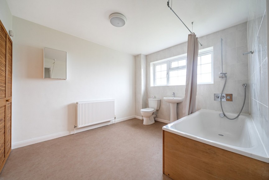 4 bedroom House for Sale Rectory Road, Campton, Bedfordshire
