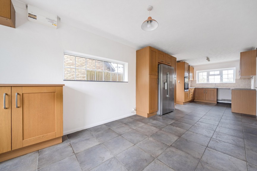 4 bedroom House for Sale Rectory Road, Campton, Bedfordshire