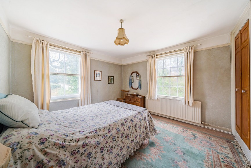 3 bedroom House for Sale London Road, Royston