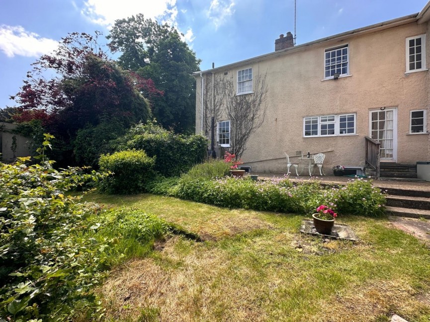 3 bedroom House for Sale London Road, Royston