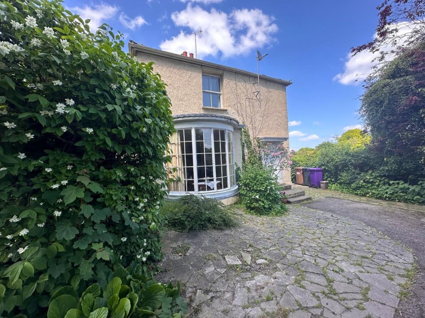 3 bedroom House for Sale London Road, Royston