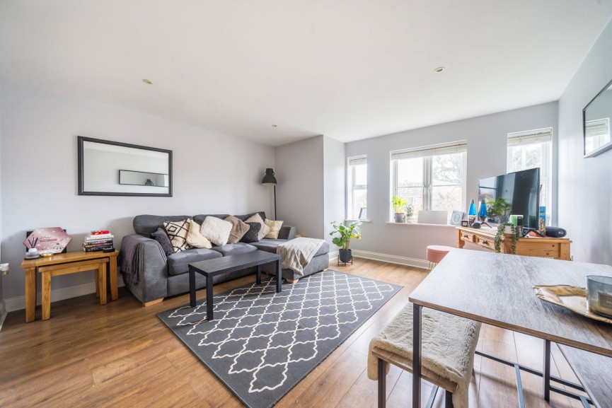 2 bedroom Flat for Sale Coopers Court, Shefford, Bedfordshire