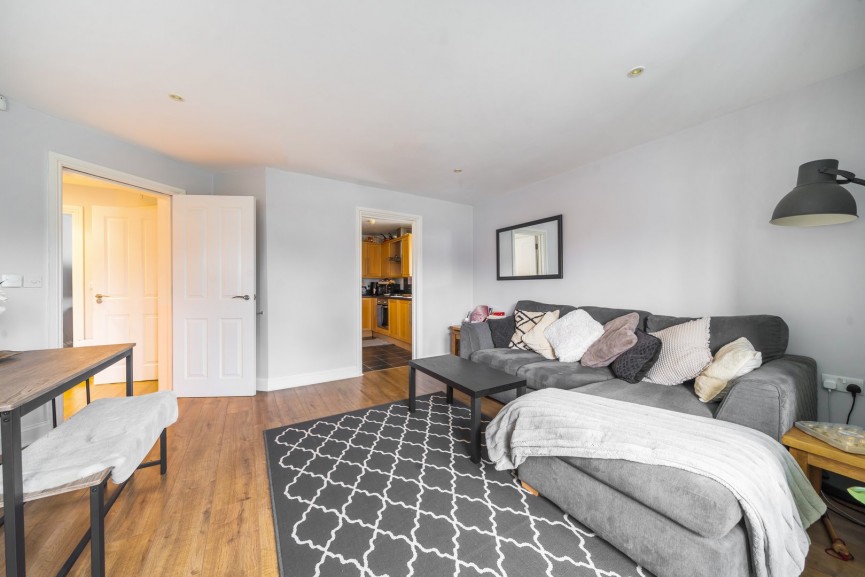 2 bedroom Flat for Sale Coopers Court, Shefford, Bedfordshire