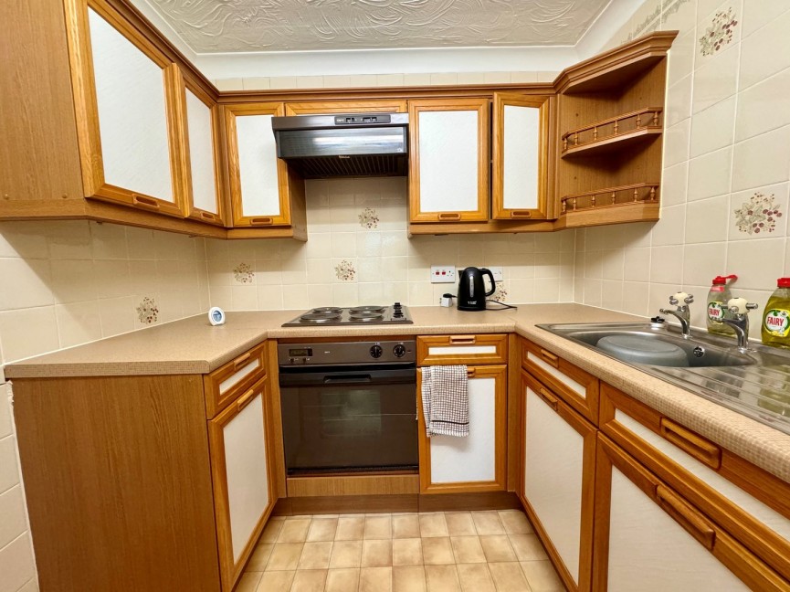 1 bedroom Flat for Sale Elmwood Court, BALDOCK, Hertfordshire