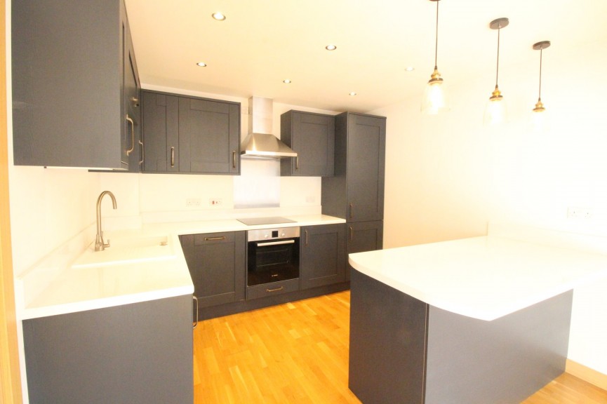 2 bedroom Flat for Letting Walsworth Road, Hitchin, Hertfordshire
