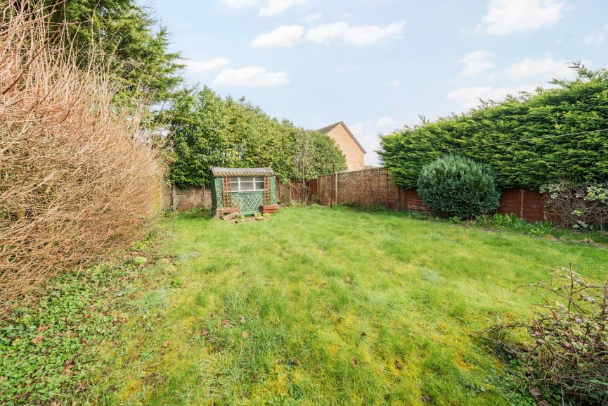3 bedroom House for Sale High Road, Shillington, Bedfordshire