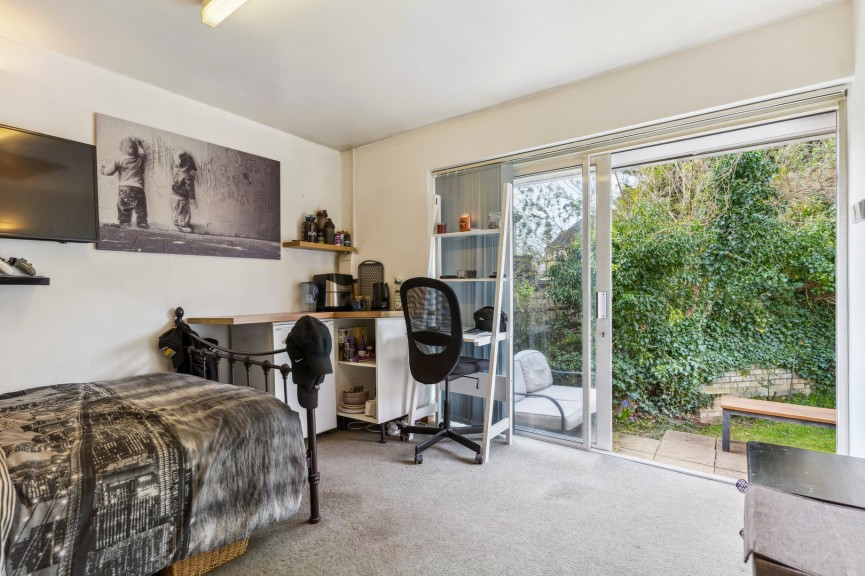 3 bedroom House for Sale Hitchin Road, Stotfold, Bedfordshire