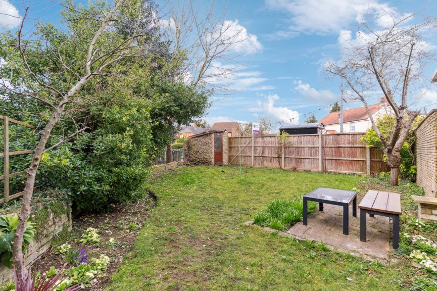 3 bedroom House for Sale Hitchin Road, Stotfold, Bedfordshire