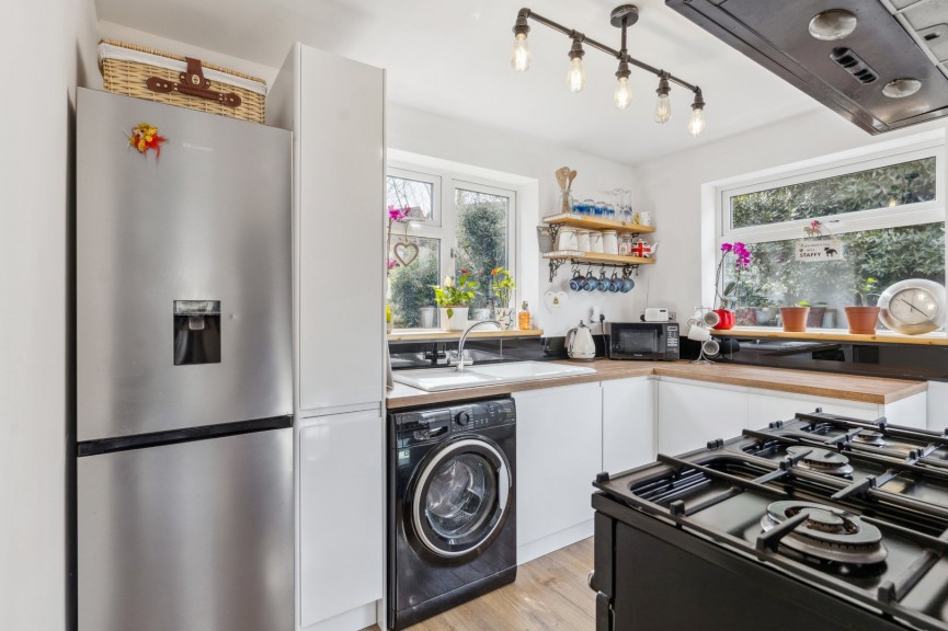 3 bedroom House for Sale Hitchin Road, Stotfold, Bedfordshire
