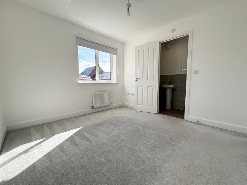2 bedroom House for Letting Maskin Drive, Biggleswade, Bedfordshire