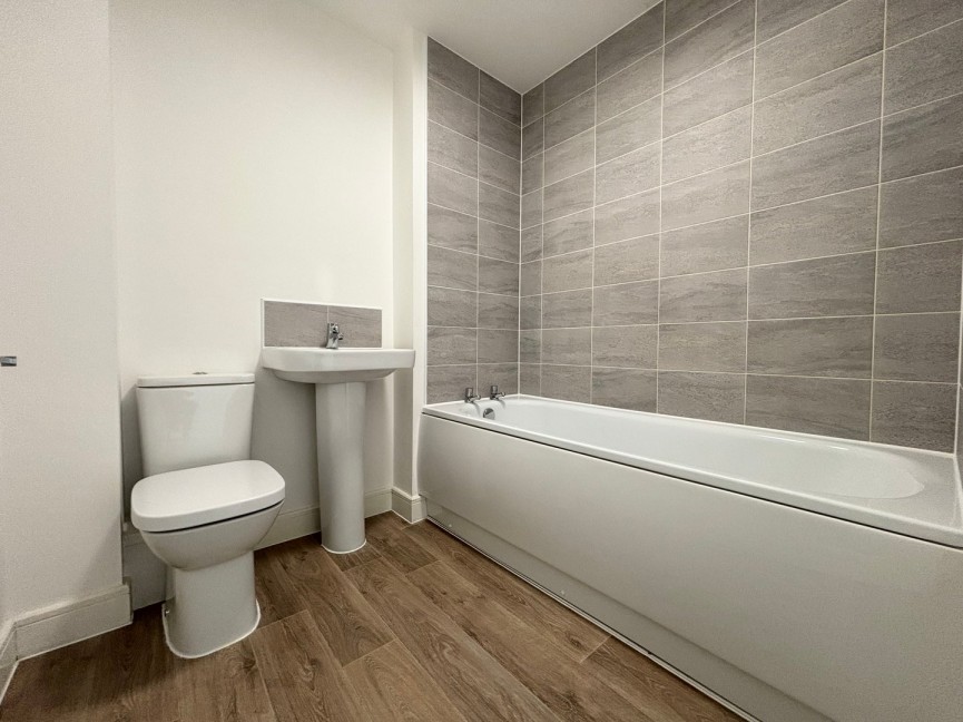 2 bedroom House for Letting Maskin Drive, Biggleswade, Bedfordshire