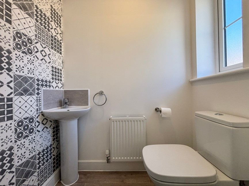 2 bedroom House for Letting Maskin Drive, Biggleswade, Bedfordshire