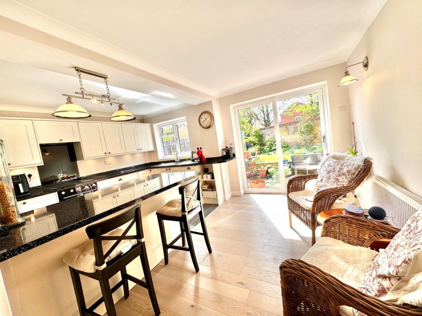 3 bedroom House for Sale Chauncy Gardens, Baldock, Hertfordshire