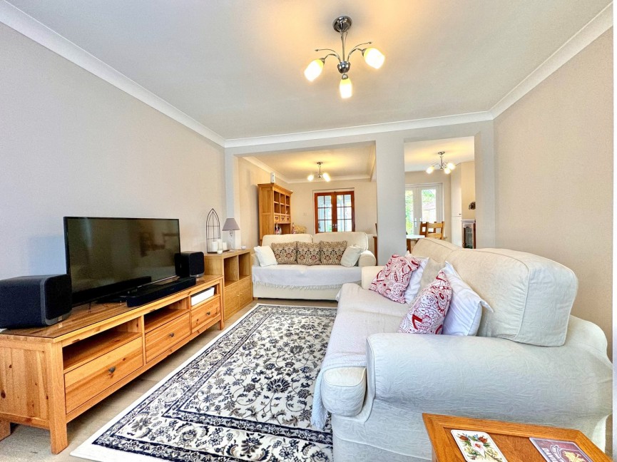 3 bedroom House for Sale Chauncy Gardens, Baldock, Hertfordshire