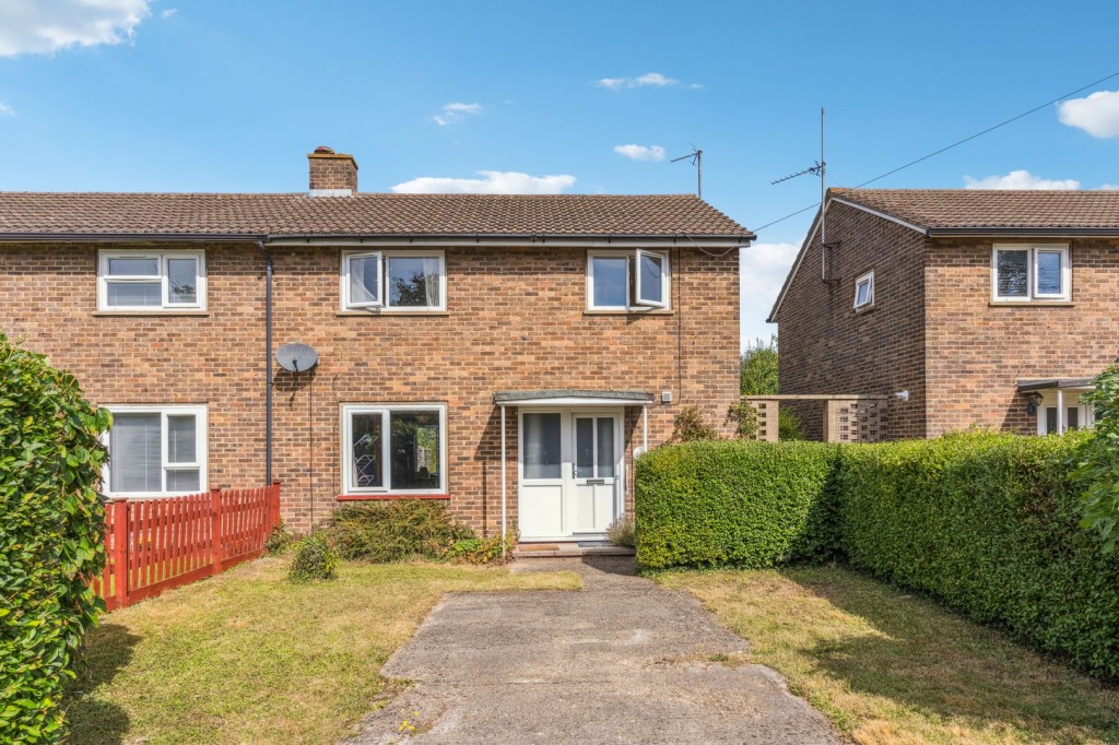 Field Crescent, Royston, Hertfordshire