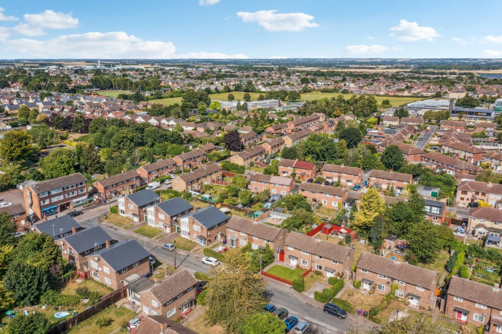 Field Crescent, Royston, Hertfordshire