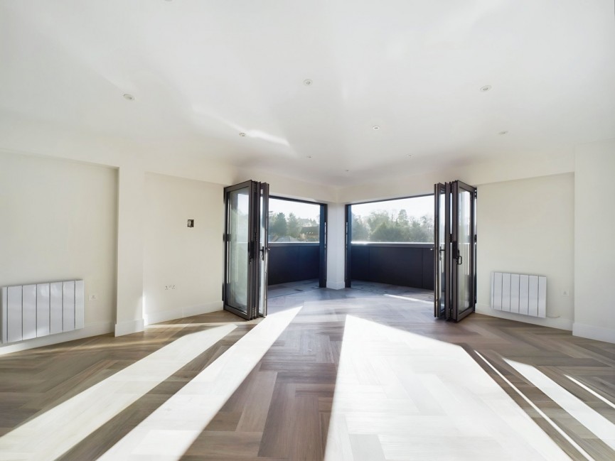 2 bedroom Flat for Sale Bridge Street, HITCHIN, Hertfordshire