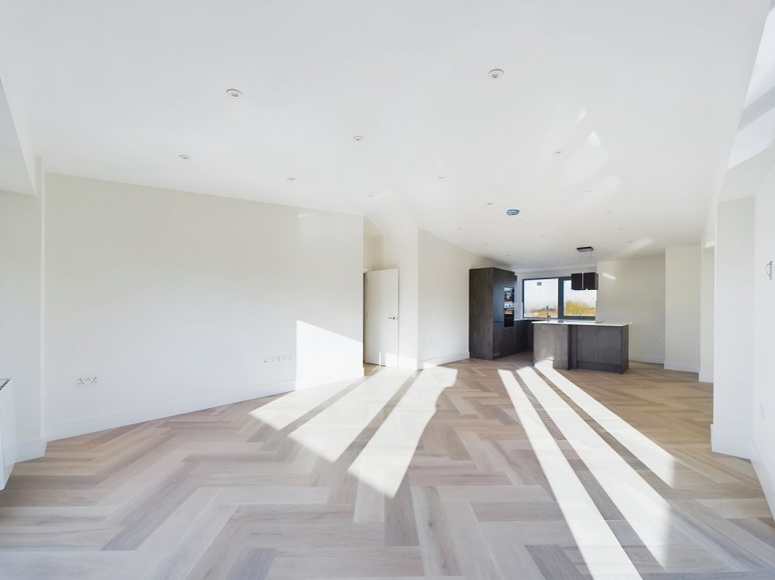 2 bedroom Flat for Sale Bridge Street, HITCHIN, Hertfordshire