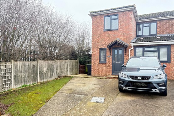 Grebe Close, Flitwick, Bedfordshire