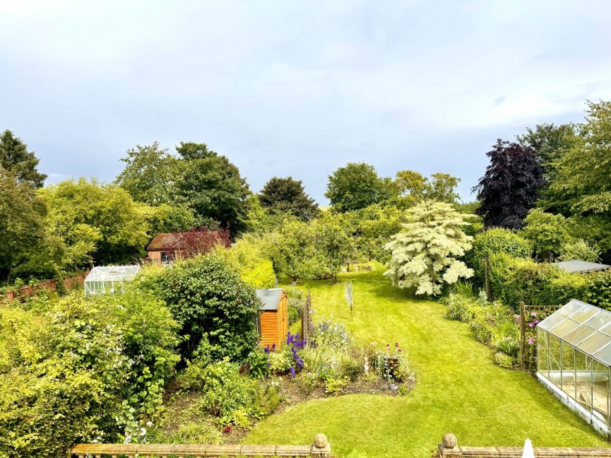 4 bedroom House for Sale Bygrave, Baldock, Hertfordshire