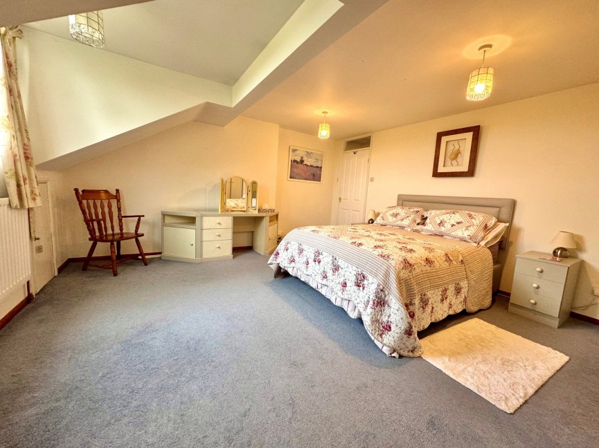 4 bedroom House for Sale Bygrave, Baldock, Hertfordshire