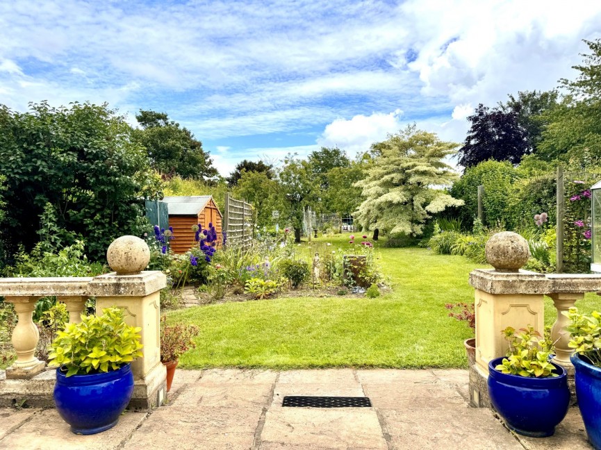 4 bedroom House for Sale Bygrave, Baldock, Hertfordshire