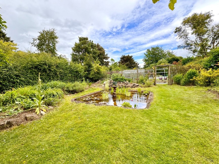 4 bedroom House for Sale Bygrave, Baldock, Hertfordshire