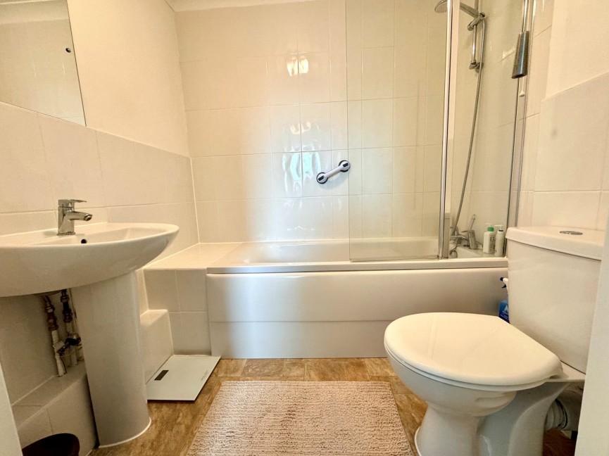 2 bedroom Flat for Sale Ashwell, Baldock, Hertfordshire