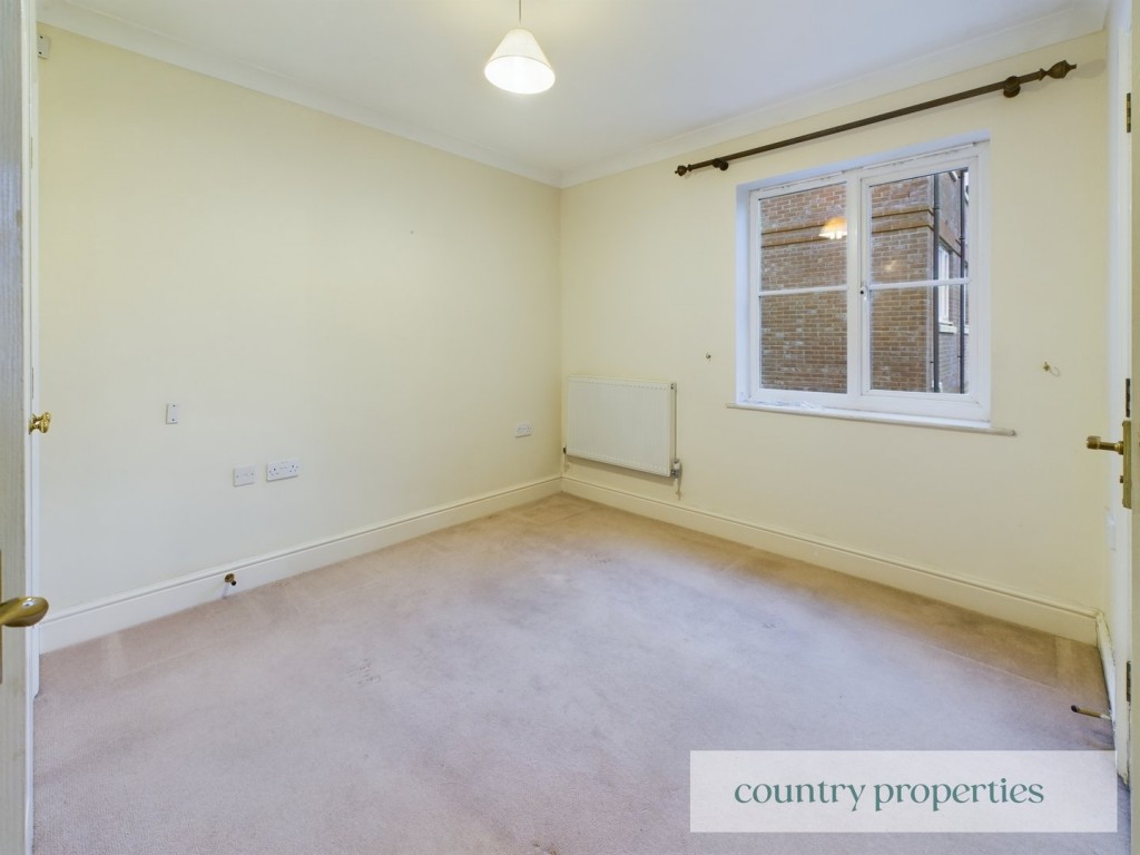 Oaklands Court, WELWYN, Hertfordshire